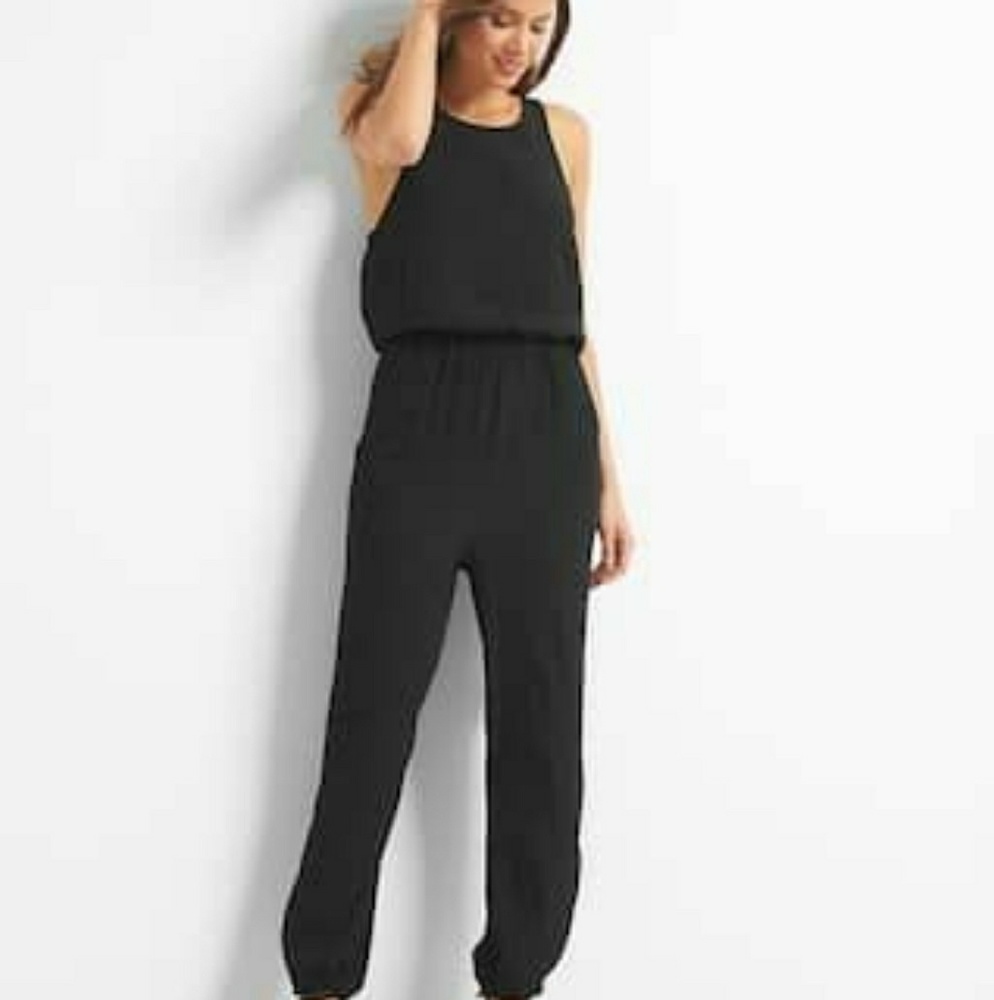 Gap jumpsuit